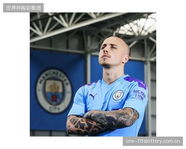 大卫·劳姆不仅是联赛机会创造王，其精准的传中和定位球也是莱比锡的重要得分手段。